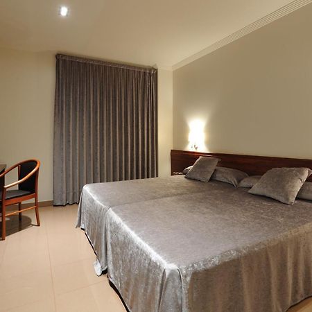 Hotel Els Noguers مانريسا المظهر الخارجي الصورة