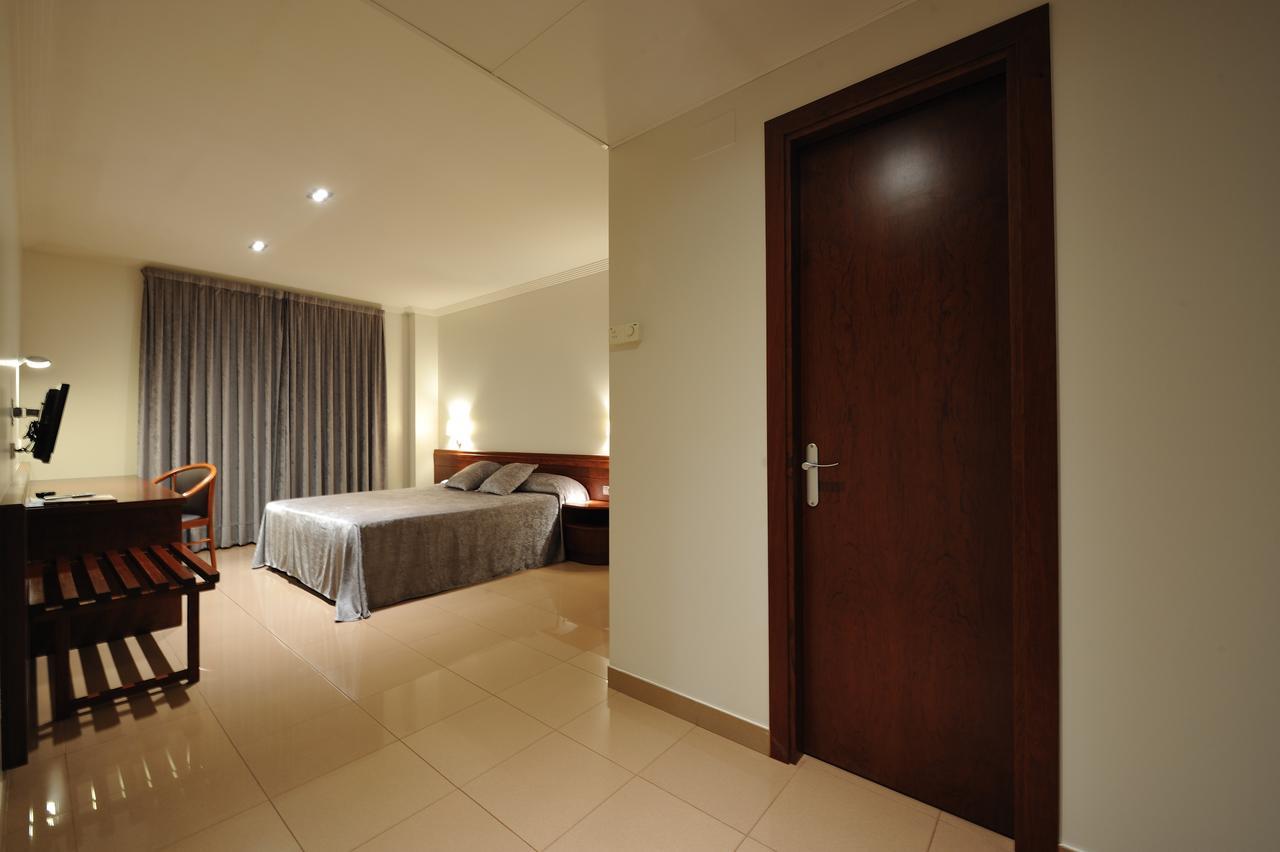 Hotel Els Noguers مانريسا المظهر الخارجي الصورة